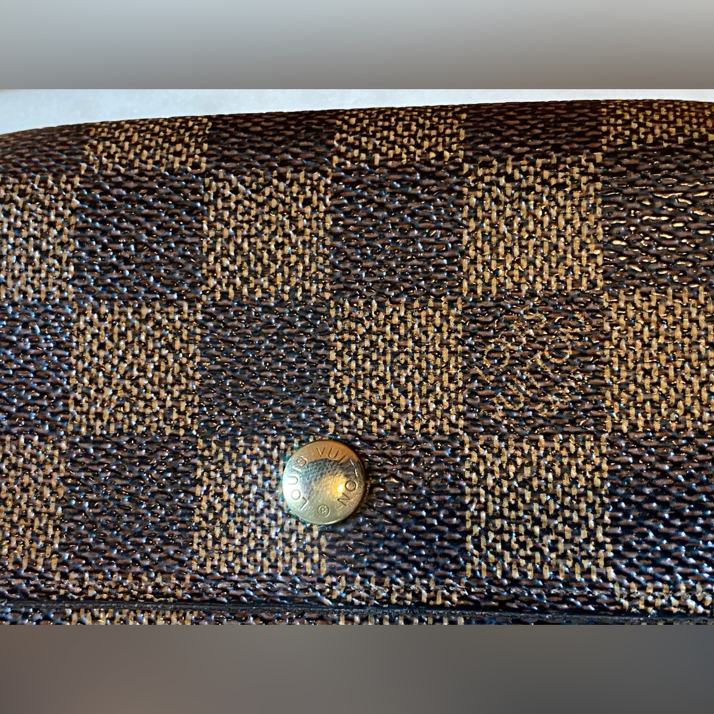 Louis Vuitton Damier Ebene wallet - Picture 3 of 13